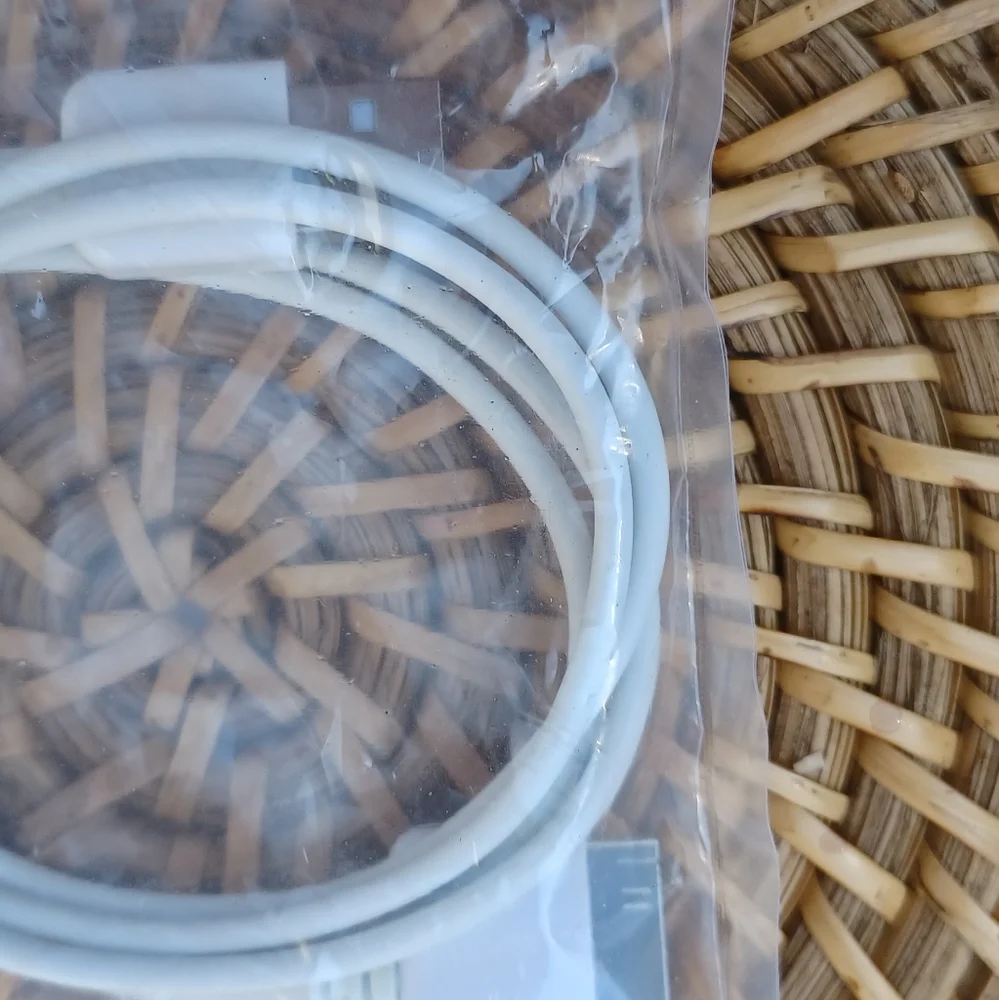Apple iPod charger